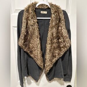Hollister Faux Fur Trim Cardigan Sweater, Gray, Open front. Sz M/L